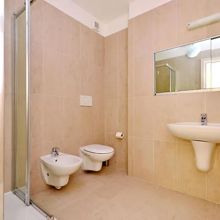 Apartment Fiore-8 By Interhome